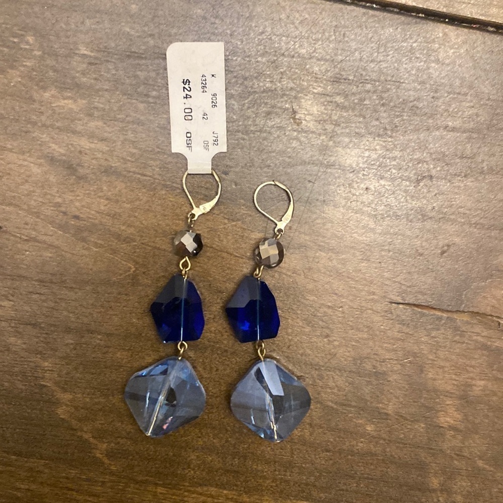 Blue beaded earrings‎ drop earrings new with tags